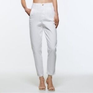 Zara High-Rise Tailor Jeans. Size Large.